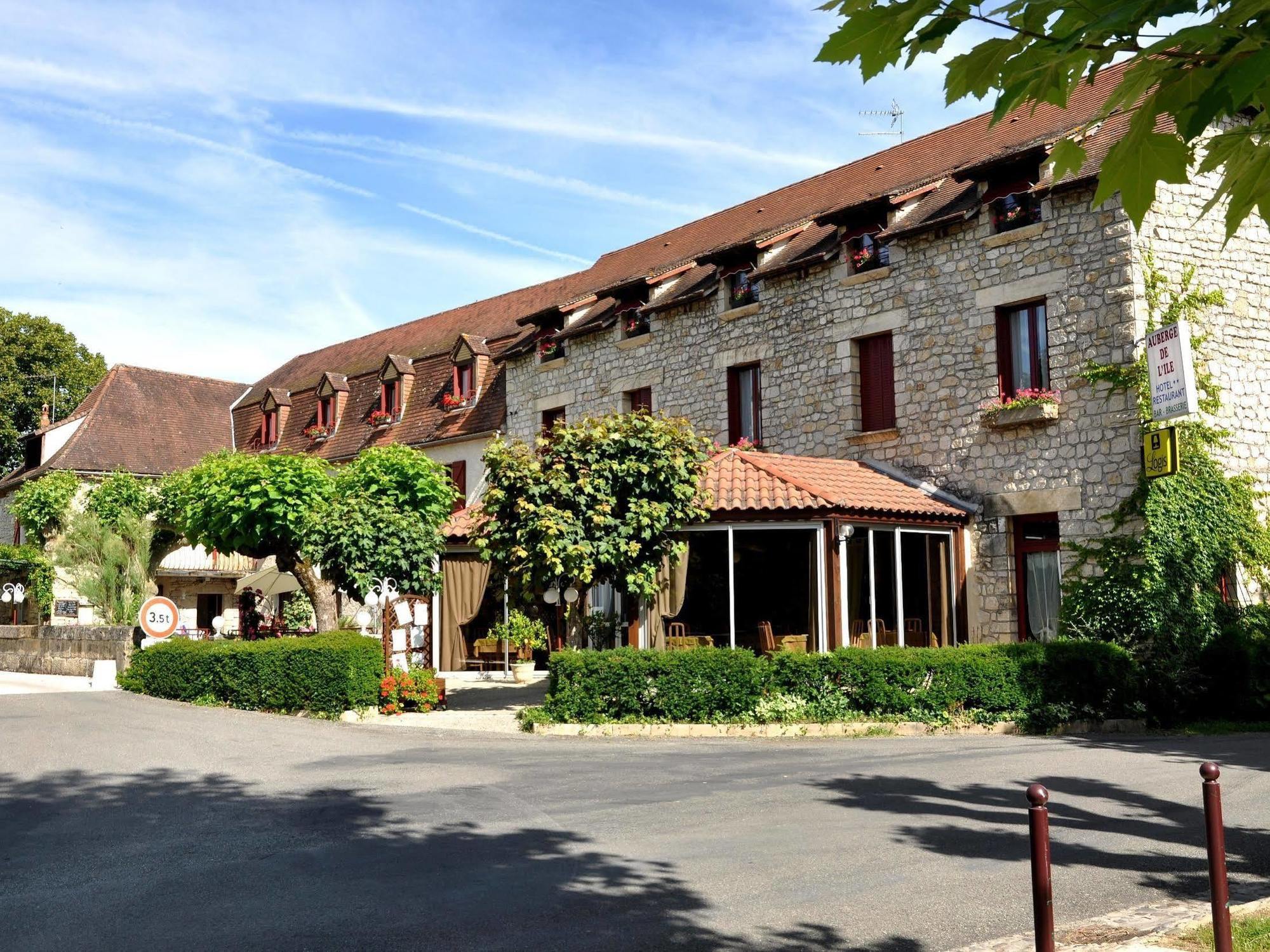 Logis - De L'ile - 3 Etoiles Et Restaurant Creysse (Lot)