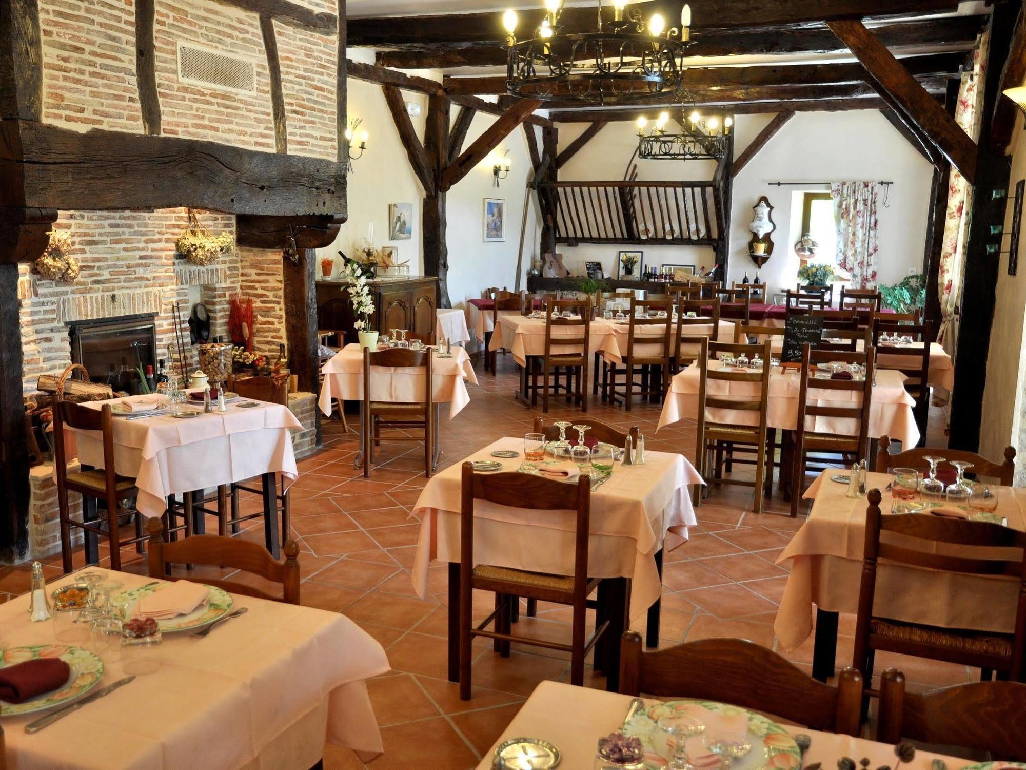 De L'île Hotel Creysse (Lot)
